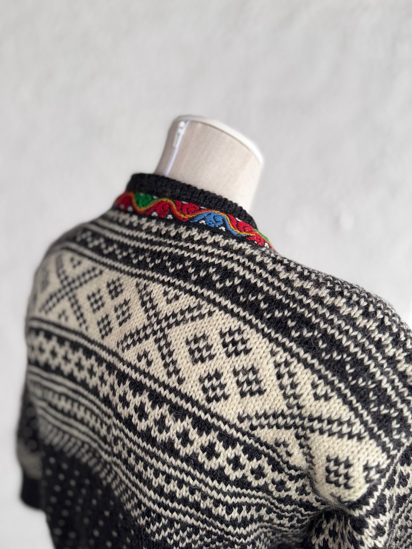 1980s norwegian vintage wool setesdal sweater • hand-knit