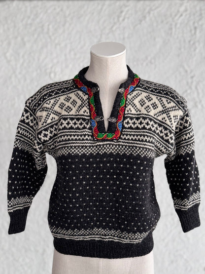 1980s norwegian vintage wool setesdal sweater • hand-knit