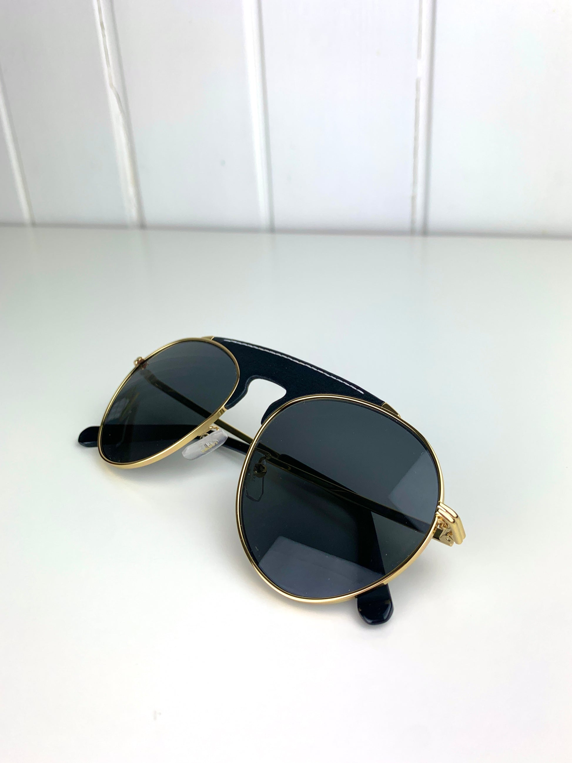 Loewe Black Aviator Sunglasses ∙ LW4005U