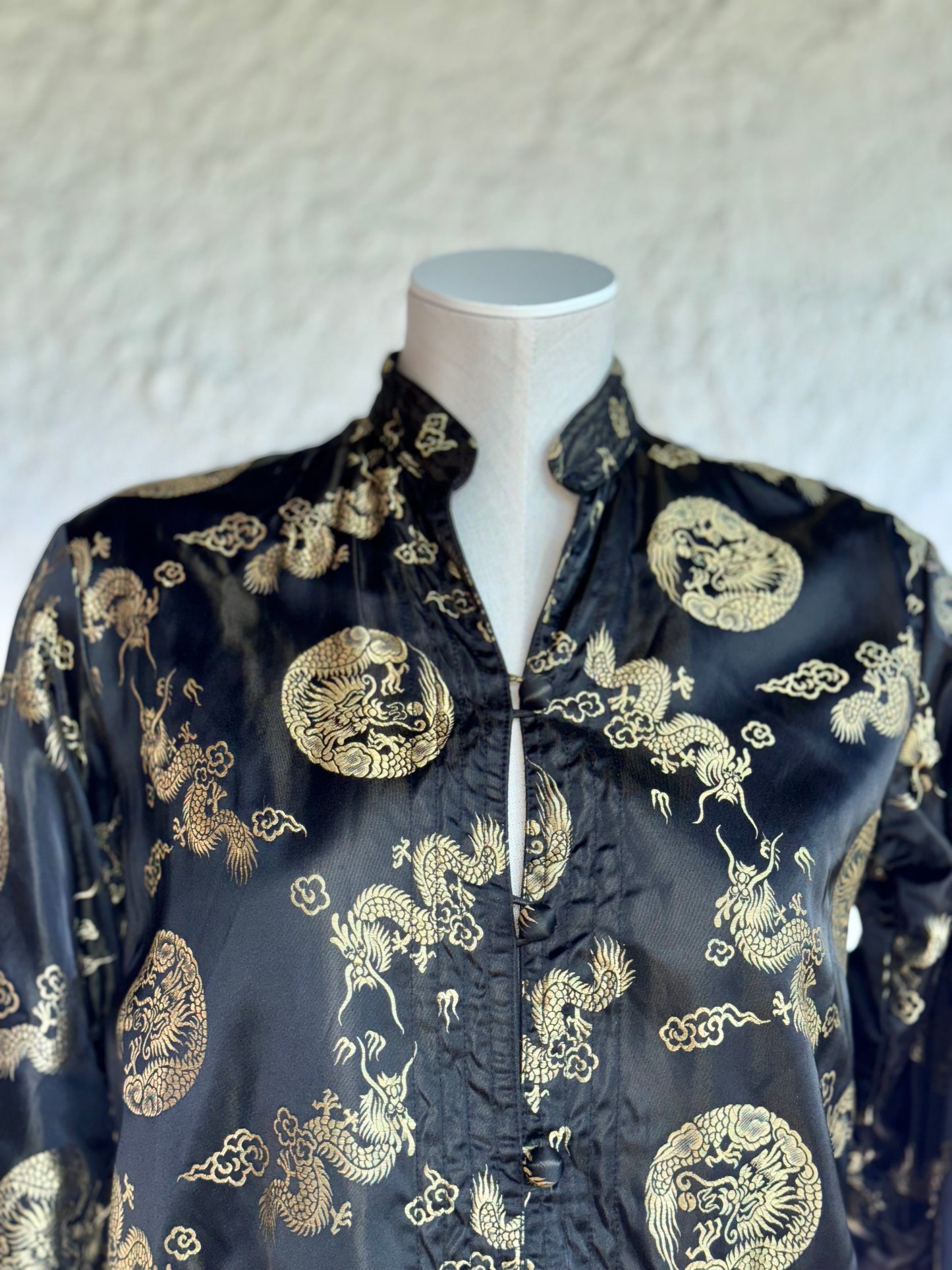 1960s vintage black silk & golden dragons jacket • Solz Squirrel